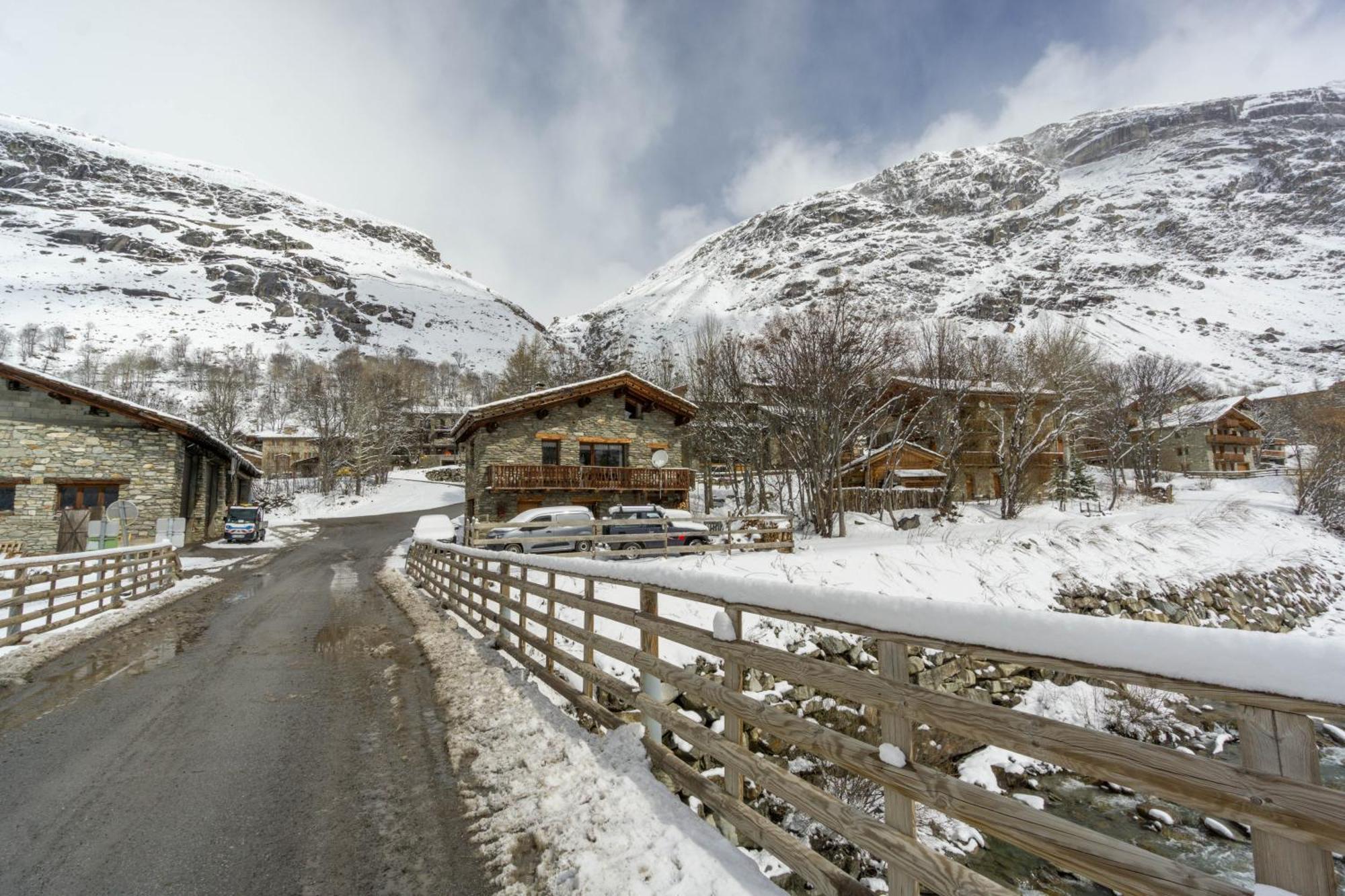 בונואל-סור-ארק Chalet Les Moulins מראה חיצוני תמונה